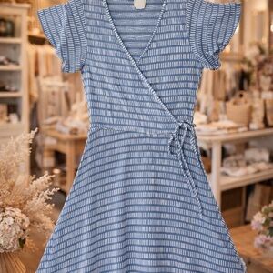Caution to the Wind Blue & White Wrap Dress Size M